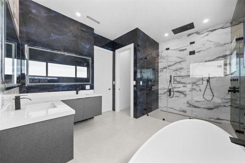 Casa en venta en Homestead, Florida, 4 dormitorios, 246.93 m2 № 2066331 - foto 28