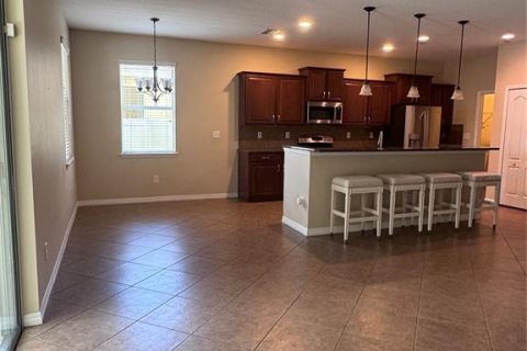Villa ou maison à louer à Sarasota, Floride: 3 chambres, 162.02 m2 № 2101134 - photo 5