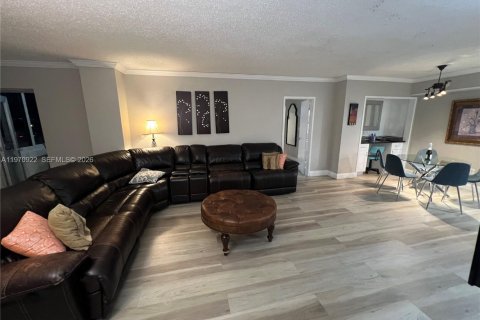 Copropriété à vendre à Fort Lauderdale, Floride: 2 chambres, 122.63 m2 № 2032085 - photo 12