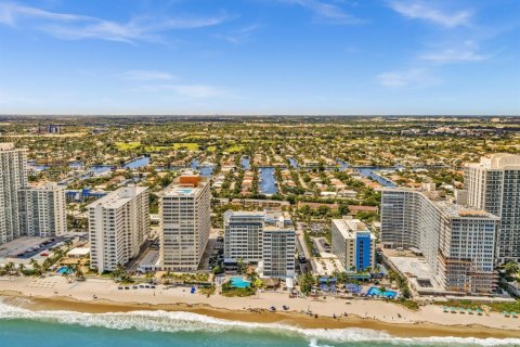 Copropriété à vendre à Fort Lauderdale, Floride: 2 chambres, 122.63 m2 № 2032085 - photo 7
