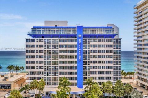 Copropriété à vendre à Fort Lauderdale, Floride: 2 chambres, 122.63 m2 № 2032085 - photo 3