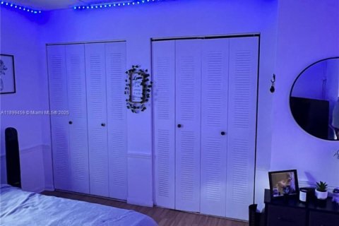 Купить виллу или дом в Майами, Флорида 2 спальни, 107.77м2, № 1950840 - фото 17