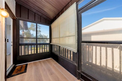 Condo in Bradenton, Florida, 2 bedrooms № 2212107 - photo 26