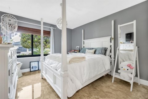 House in Miami, Florida 4 bedrooms, 233.46 sq.m. № 1964991 - photo 29