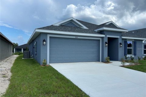 House in North Port, Florida 3 bedrooms, 140.47 sq.m. № 1512140 - photo 3