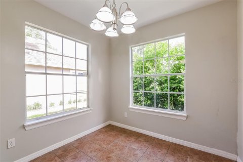 House in Altamonte Springs, Florida 4 bedrooms, 160.72 sq.m. № 2197738 - photo 6