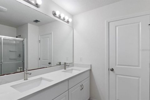 House in Davenport, Florida 4 bedrooms, 208.1 sq.m. № 1917215 - photo 20