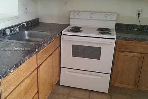 Condominio en venta en Miami, Florida, 2 dormitorios, 74.32 m2 № 2046208 - foto 14