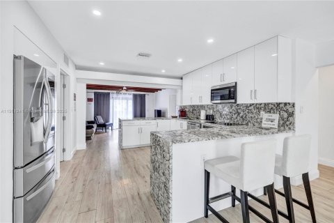 Casa en venta en Hollywood, Florida, 3 dormitorios, 112.04 m2 № 2013802 - foto 7