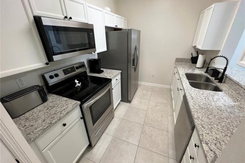 Купить кондоминиум в Киссимми, Флорида 6 комнат, 117.8м2, № 1082521 - фото 3