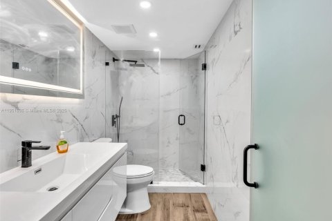 Appartement à louer à Bay Harbor Islands, Floride: 2 chambres, 133.87 m2 № 1966261 - photo 19