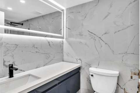 Appartement à louer à Bay Harbor Islands, Floride: 2 chambres, 133.87 m2 № 1966261 - photo 25