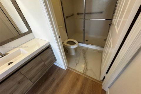 Condo in Sunrise, Florida, 2 bedrooms  № 1964489 - photo 21