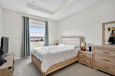 Adosado en venta en Miami, Florida, 4 dormitorios, 169.08 m2 № 1964203 - foto 23