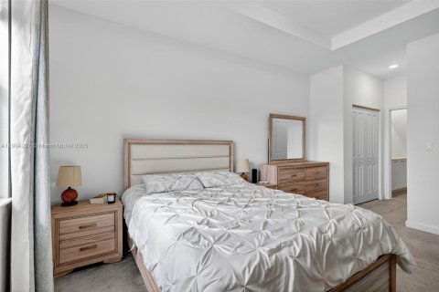 Adosado en venta en Miami, Florida, 4 dormitorios, 169.08 m2 № 1964203 - foto 25