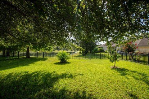 House in Gainesville, Florida 3 bedrooms, 157.66 sq.m. № 2197233 - photo 6