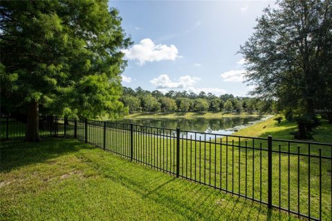 House in Gainesville, Florida 3 bedrooms, 157.66 sq.m. № 2197233 - photo 7