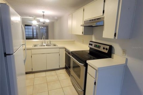 Copropriété à louer à Inverness, Floride: 2 chambres, 89.09 m2 № 2118130 - photo 8