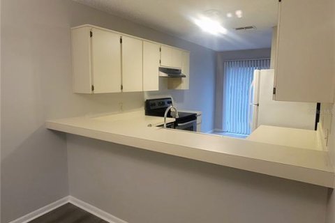 Copropriété à louer à Inverness, Floride: 2 chambres, 89.09 m2 № 2118130 - photo 5