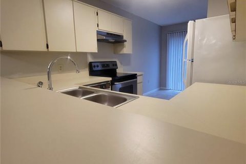 Copropriété à louer à Inverness, Floride: 2 chambres, 89.09 m2 № 2118130 - photo 6