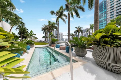 Condominio en venta en Miami, Florida, 2 dormitorios, 109.72 m2 № 2007691 - foto 24