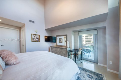 Condominio en venta en Miami, Florida, 2 dormitorios, 109.72 m2 № 2007691 - foto 18