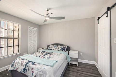 Condominio en venta en Tampa, Florida, 1 dormitorio, 58.62 m2 № 1648720 - foto 12