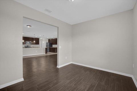 House in Wesley Chapel, Florida 3 bedrooms, 185.62 sq.m. № 1350212 - photo 7