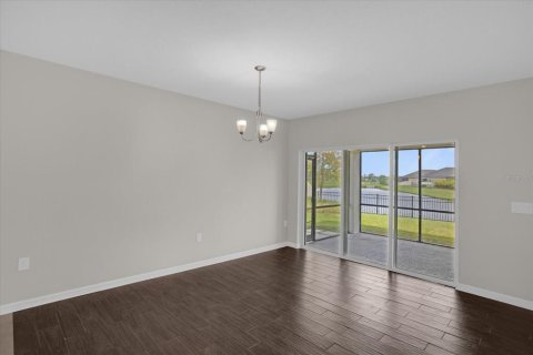 House in Wesley Chapel, Florida 3 bedrooms, 185.62 sq.m. № 1350212 - photo 15