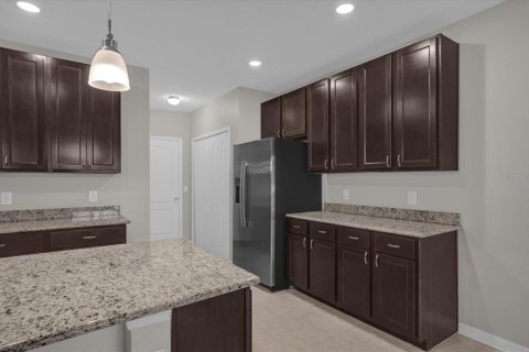 House in Wesley Chapel, Florida 3 bedrooms, 185.62 sq.m. № 1350212 - photo 11