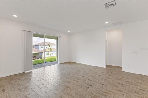 House in Mount Dora, Florida 3 bedrooms, 182.65 sq.m. № 1768982 - photo 6