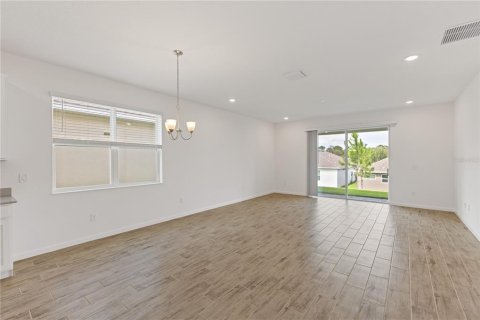 House in Mount Dora, Florida 3 bedrooms, 182.65 sq.m. № 1768982 - photo 8