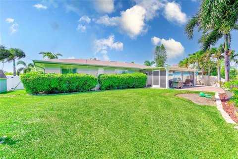 Casa en venta en Saint Petersburg, Florida, 3 dormitorios, 123.75 m2 № 1634868 - foto 29