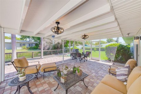 Casa en venta en Saint Petersburg, Florida, 3 dormitorios, 123.75 m2 № 1634868 - foto 22
