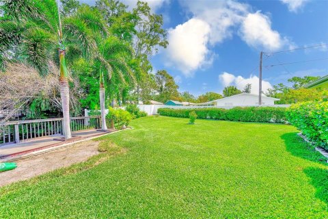 Casa en venta en Saint Petersburg, Florida, 3 dormitorios, 123.75 m2 № 1634868 - foto 25