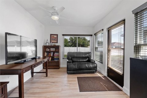 House in Lakeland, Florida 2 bedrooms, 152.08 sq.m. № 2130088 - photo 15