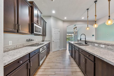 Villa ou maison à vendre à Palm Bay, Floride: 5 chambres, 226.22 m2 № 2399753 - photo 21