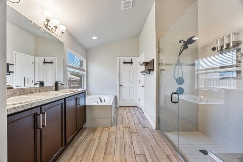 Villa ou maison à vendre à Palm Bay, Floride: 5 chambres, 226.22 m2 № 2399753 - photo 26