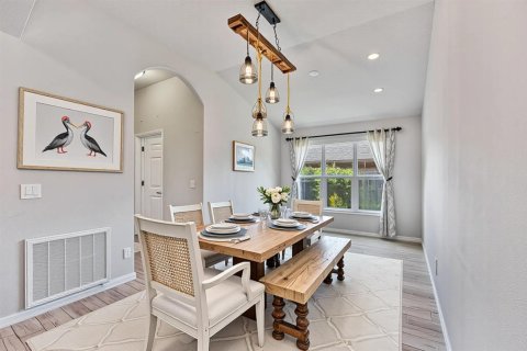 Villa ou maison à vendre à Palm Bay, Floride: 5 chambres, 226.22 m2 № 2399753 - photo 17