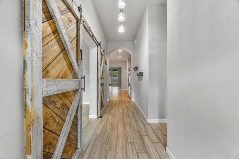 Villa ou maison à vendre à Palm Bay, Floride: 5 chambres, 226.22 m2 № 2399753 - photo 2