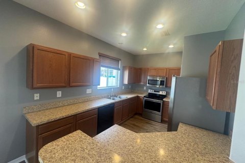 Casa en alquiler en Land O' Lakes, Florida, 3 dormitorios, 174.47 m2 № 1828027 - foto 5