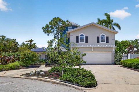 Casa en venta en Tierra Verde, Florida, 4 dormitorios, 276.01 m2 № 2152161 - foto 3