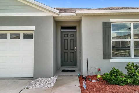 House in Tavares, Florida 4 bedrooms, 173.45 sq.m. № 1608983 - photo 4