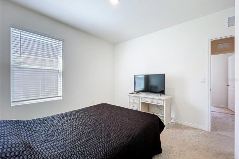 House in Tavares, Florida 4 bedrooms, 173.45 sq.m. № 1608983 - photo 20