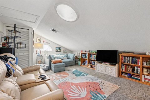 Villa ou maison à vendre à Titusville, Floride: 2 chambres, 184.23 m2 № 2429333 - photo 26