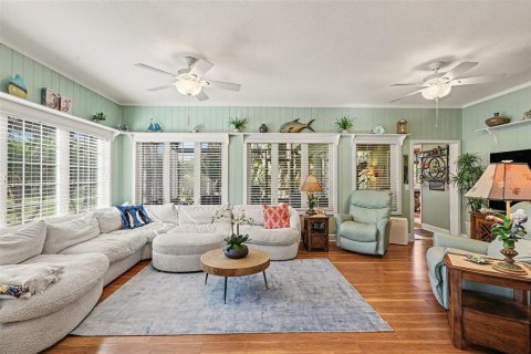Villa ou maison à vendre à Titusville, Floride: 2 chambres, 184.23 m2 № 2429333 - photo 9