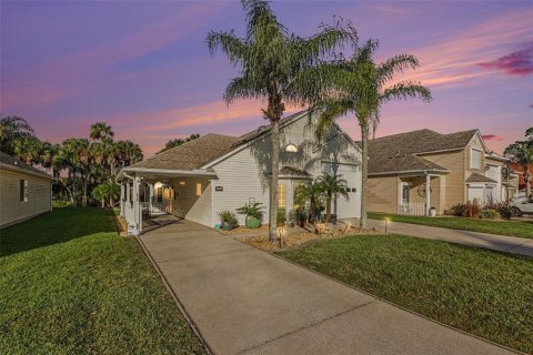 Villa ou maison à vendre à Titusville, Floride: 2 chambres, 184.23 m2 № 2429333 - photo 2