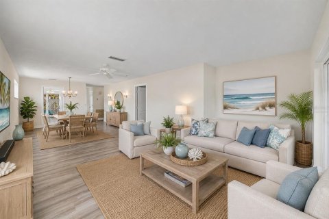 Condo in Saint Petersburg, Florida, 2 bedrooms  № 2258782 - photo 6