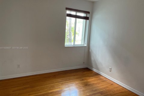 Снять в аренду кондоминиум в Майами, Флорида 2 спальни, 78.04м2, № 1987300 - фото 14