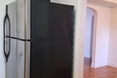 Снять в аренду кондоминиум в Майами, Флорида 2 спальни, 78.04м2, № 1987300 - фото 28